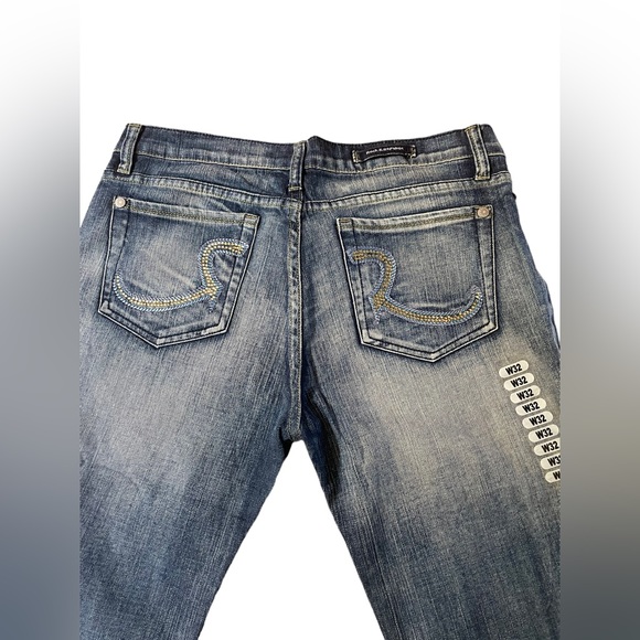 Size 32 womens Rock & Republic jenas, new with no tags. - Picture 8 of 8